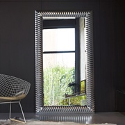 Зеркало Deknudt Mirrors Deknudt 2758.262 Nick Silver 106x189, рама - синтет. полимер/серебро
