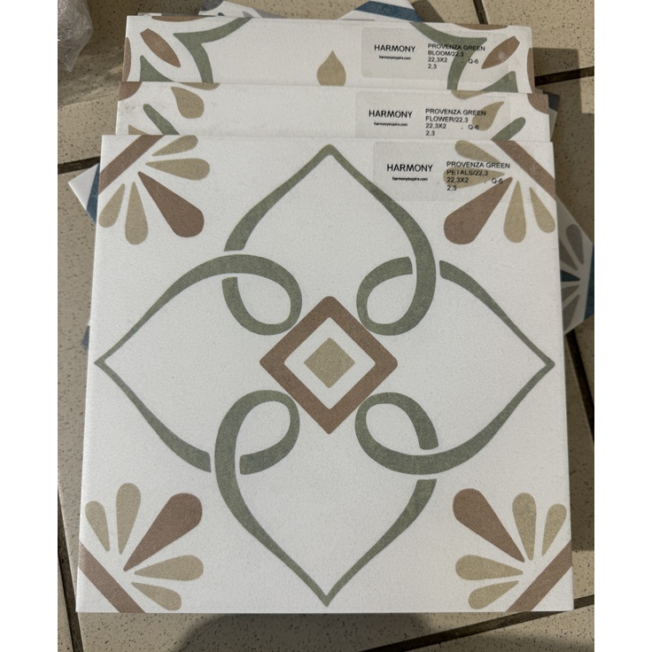 37788 Provenza Green Flower 22,3x22,3 керамогранит от Harmony