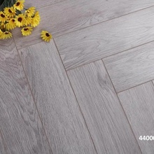 KronParket Herringbone 44000 Дуб Мулен Ламинат 60x10x1,2 см, Германия - фото 1 - фото 4