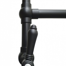 Nicolazzi El Capitan 5528CLNEM69 Чёрный матовый Полотенцесушитель водяной 21x70x80,3 см, Италия - фото 1 - фото 2