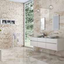 Stn Ceramica Diva 25x75, для ванной, керамика, стиль: современный, цвет: бежевый, Испания, под камень , глянцевая - фото интерьера 1 - фото 2