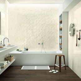 Stn Ceramica Vals 33,3x90 см, для ванной, керамика, стиль: лофт, цвет: бежевый, Испания, под бетон , глянцевая - фото интерьера 1 - фото 1