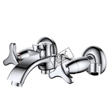 D&K DA138-2 DA1383241 для ванны с коротким изливом Смеситель 17,3x23,1 см, для ванны с душем, Германия - фото 1 - фото 1