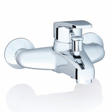 Ravak Neo X070017 Смеситель для ванны, Чехия - фото 1 - фото 1
