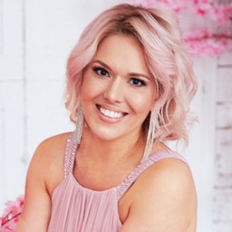 Юлия Ушакова